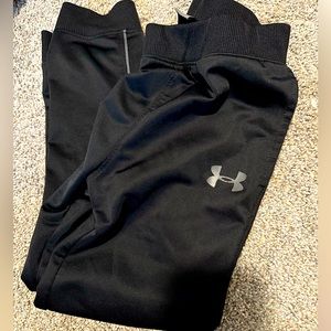 Under armour  boys joggers